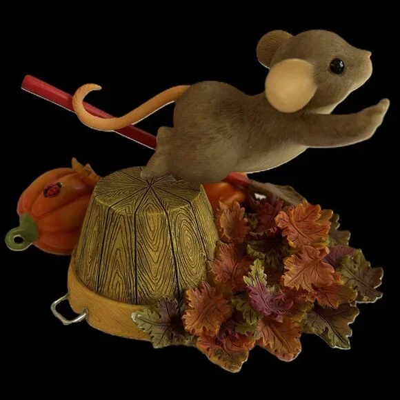 Charming Tails HALLOWEEN “Dive Right In” (85/118) - Picture 14 of 15